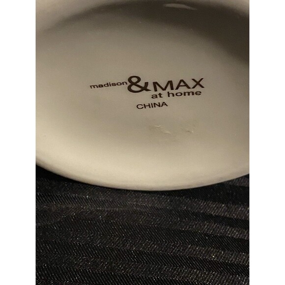 Madison and Max Christmas Holly Berry Porcelain basket candy dish 8" tall - Picture 7 of 9